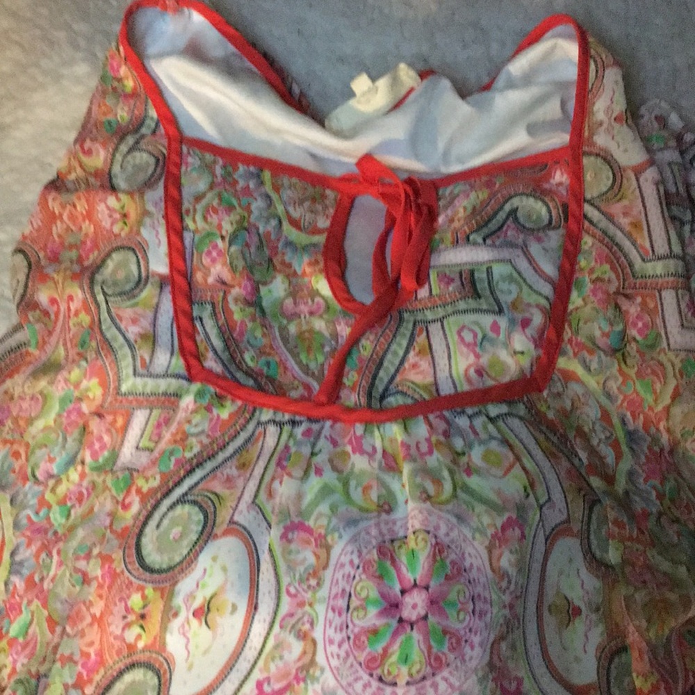 Alltar’o state  size Med Poncho shirt/dress